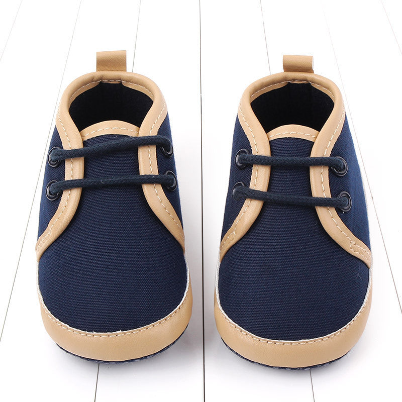 Boy toddler shoes (soft-soled).